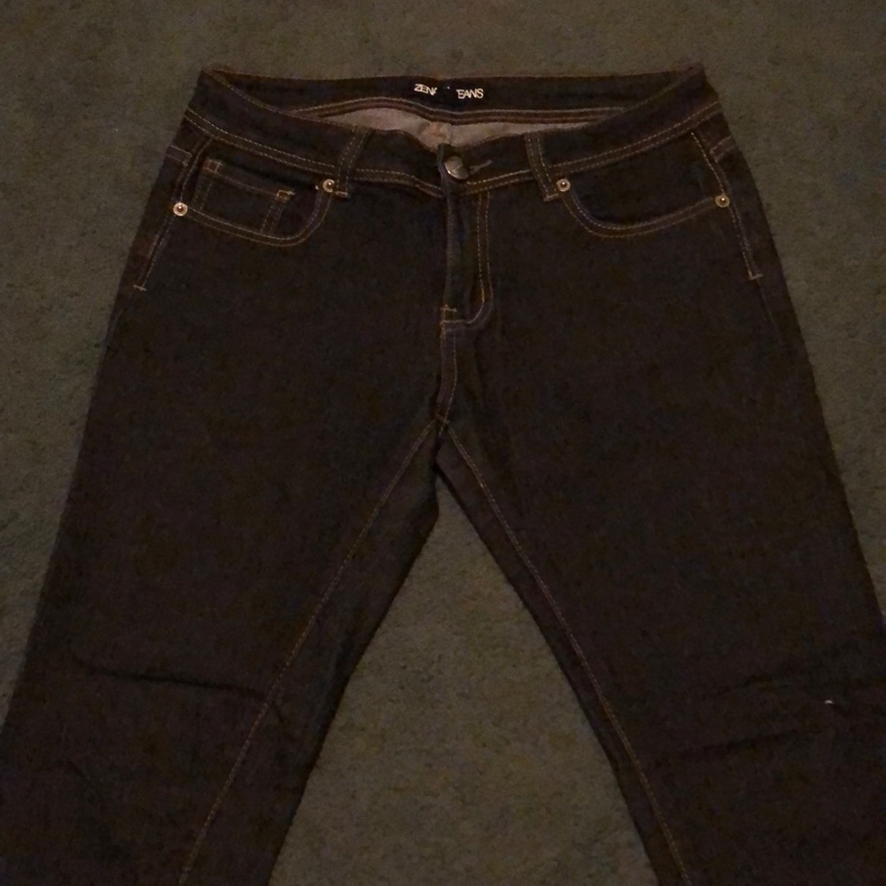 Jeans - Picture 3 of 6